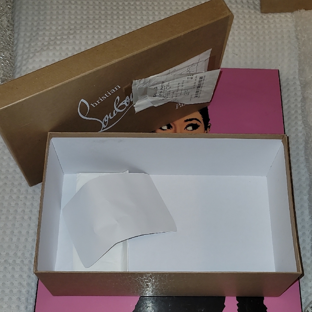 Christian Louboutin Tan Shoe Box - Picture 5 of 7